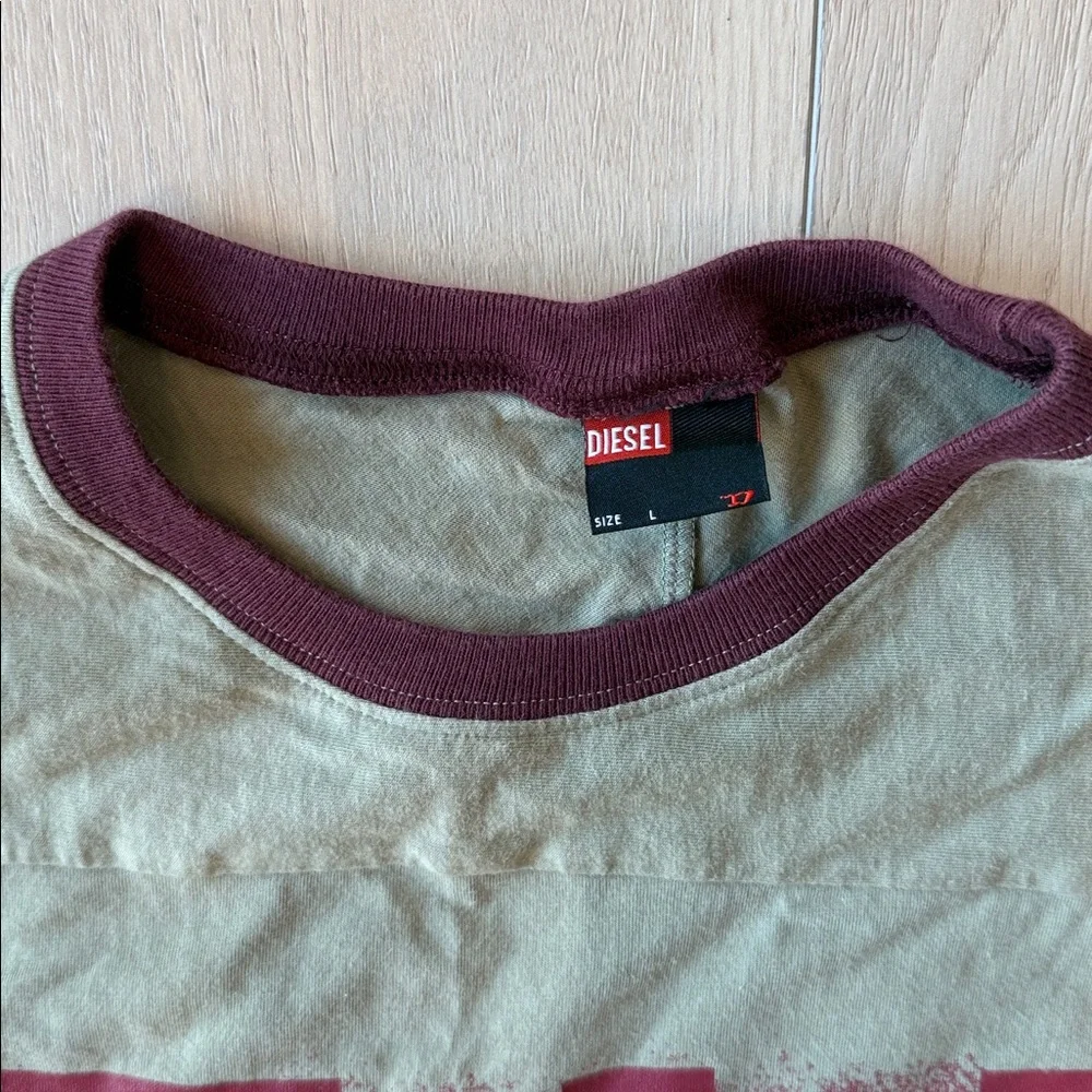 Diesel DH Raglan Tee - Picture 3 of 8